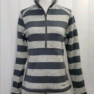 Patagonia women’s medium half zip